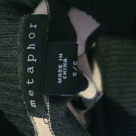 Womens Sweater - Picture 4 of 4